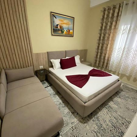 Kevin'S Lungomare Apartment Влёра Экстерьер фото