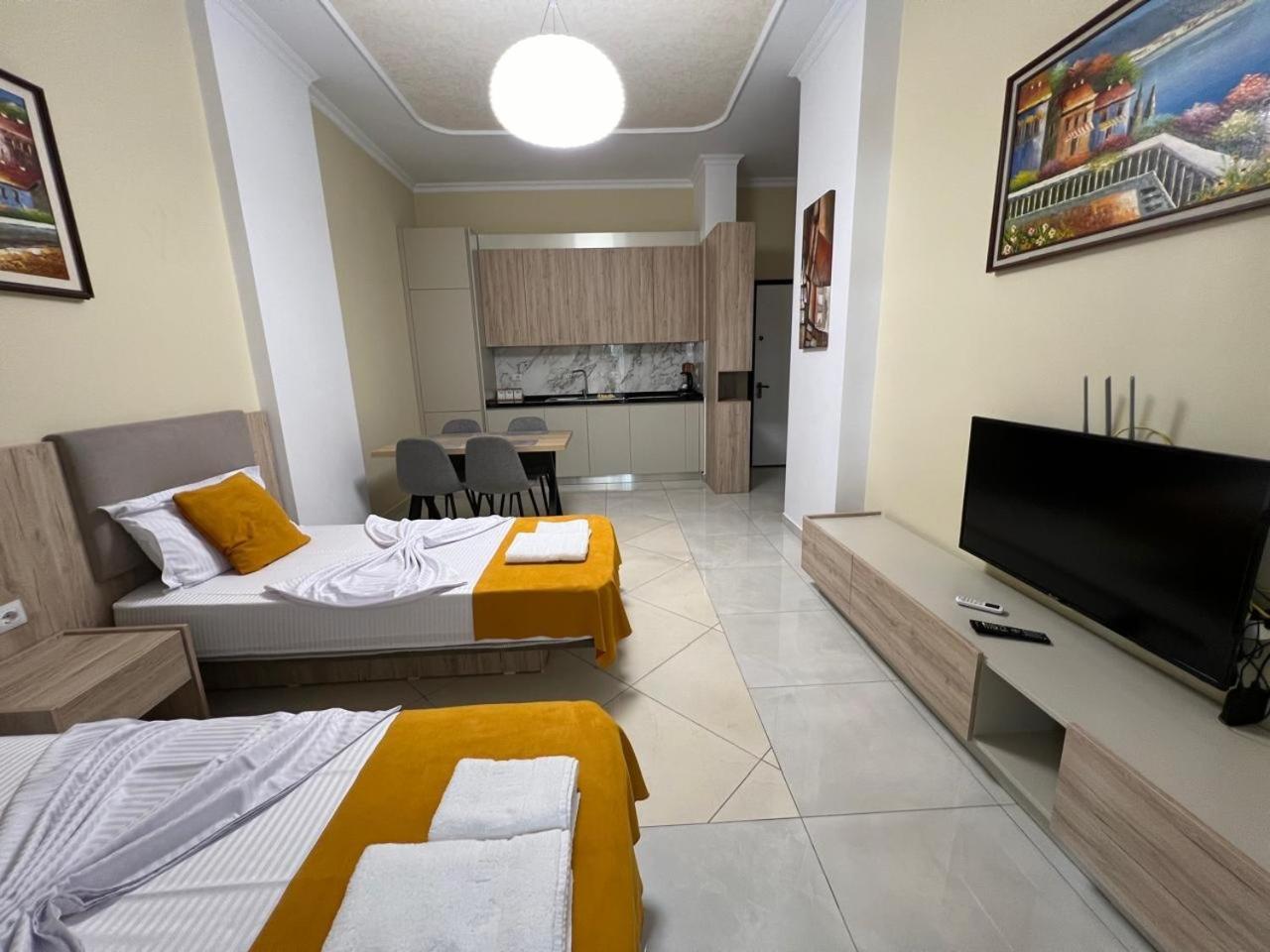 Kevin'S Lungomare Apartment Влёра Экстерьер фото